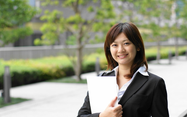 企業で働いた経験